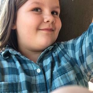 Meet your Posher, Karina